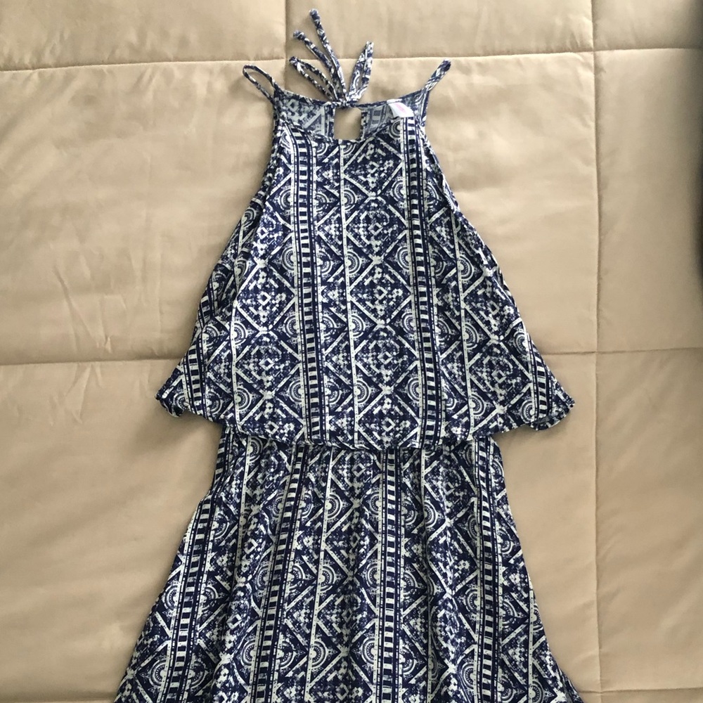 Casual Everyday Dress - Picture 5 of 7